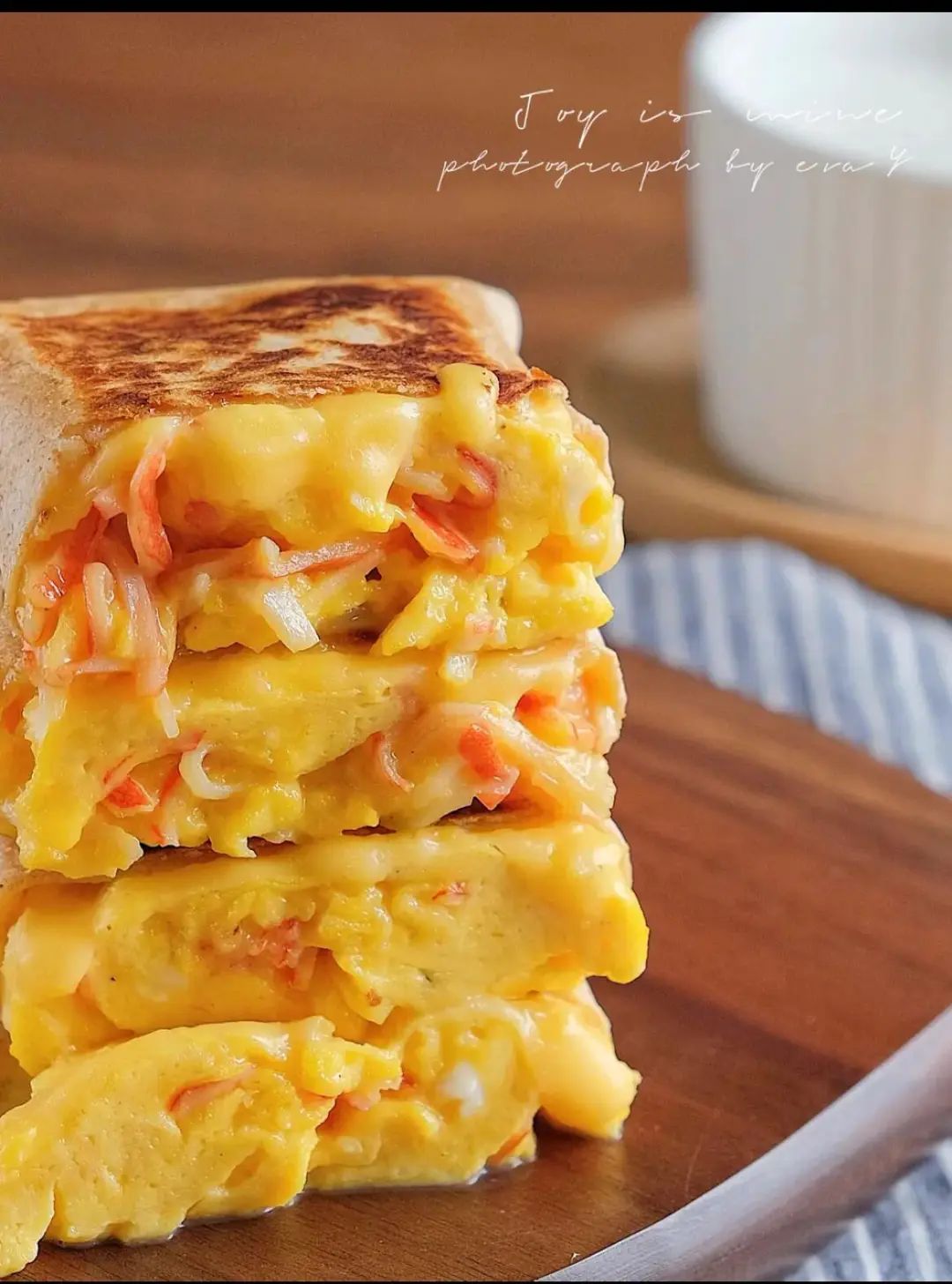 冒泡网：45岁大叔靠这道小吃实现财务自由，月入30万，原来诀窍这么简单。-骏阁网